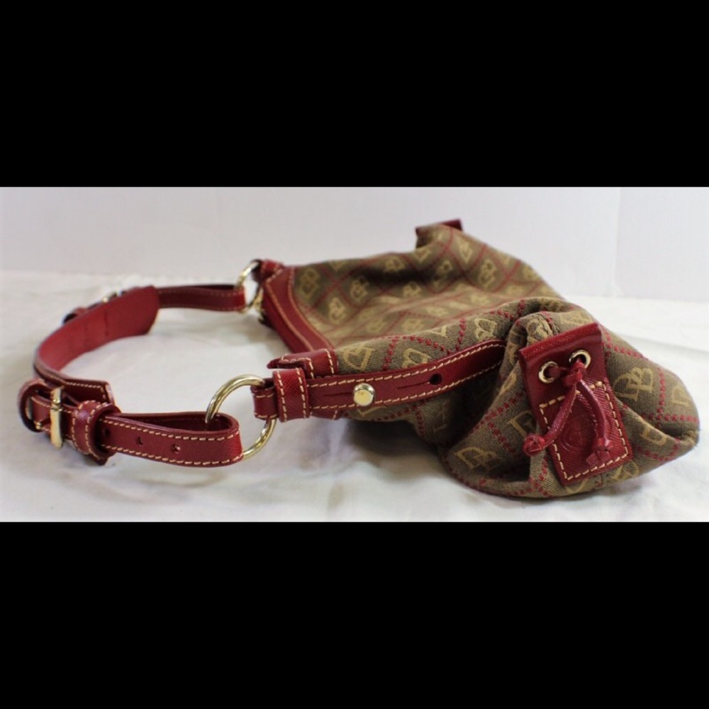 ⛔️SOLD⛔️Dooney & Bourke Shoulder Bag - Picture 4 of 8